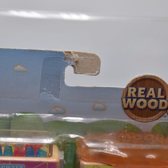Thomas & Friends Real Wood Candy Cars Sodor Sweet Shoppe CARAMEL N GUMDROP 2018 - Picture 3 of 13